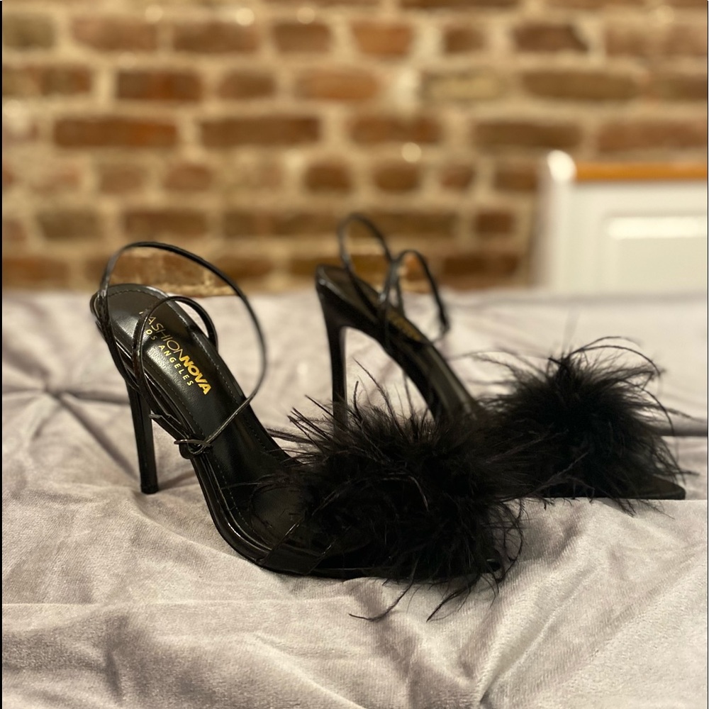 Sassy fluffy sandal